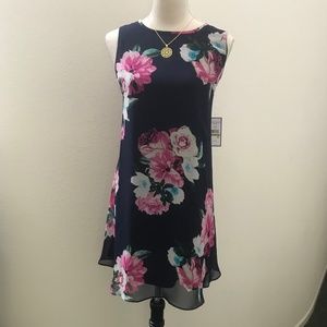 Jessica Howard sleeveless dress.